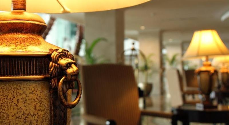 Harmoni One Convention Hotel And Service Apartments Batam Exteriör bild